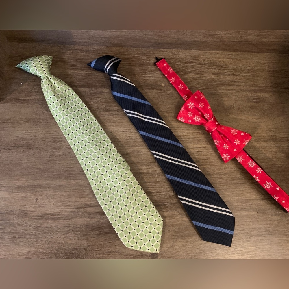 Boys clip-on ties (lot of 3)